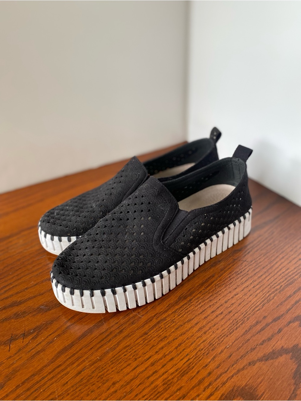 Ilse Jacobsen Hornbaeck Tulip 141 Slip On